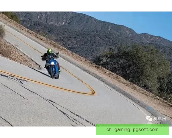 登山实况：挑战高峰，精彩对决